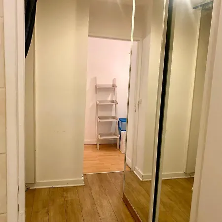 Appartement Lovely Oberkampf Paris